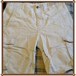 Levi's tan shorts - 33